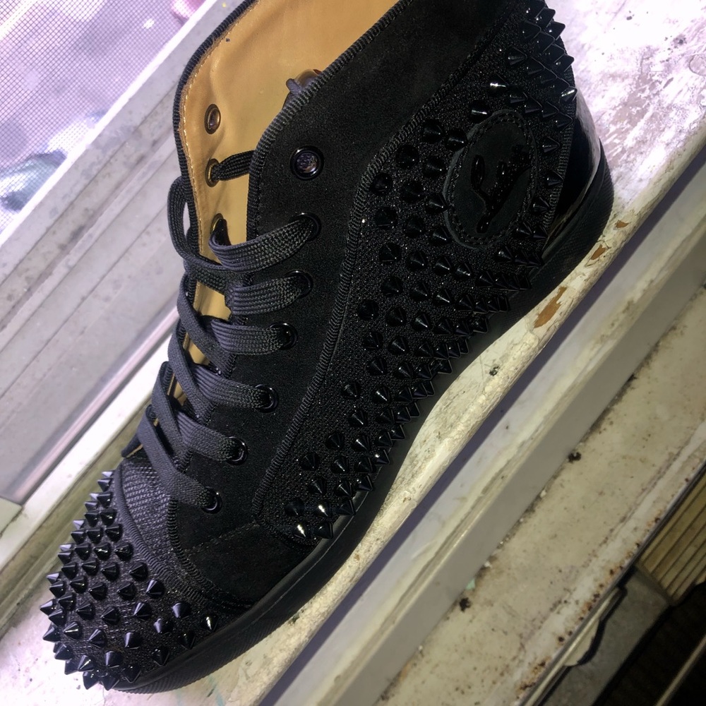 Black Red Bottom Sneakers